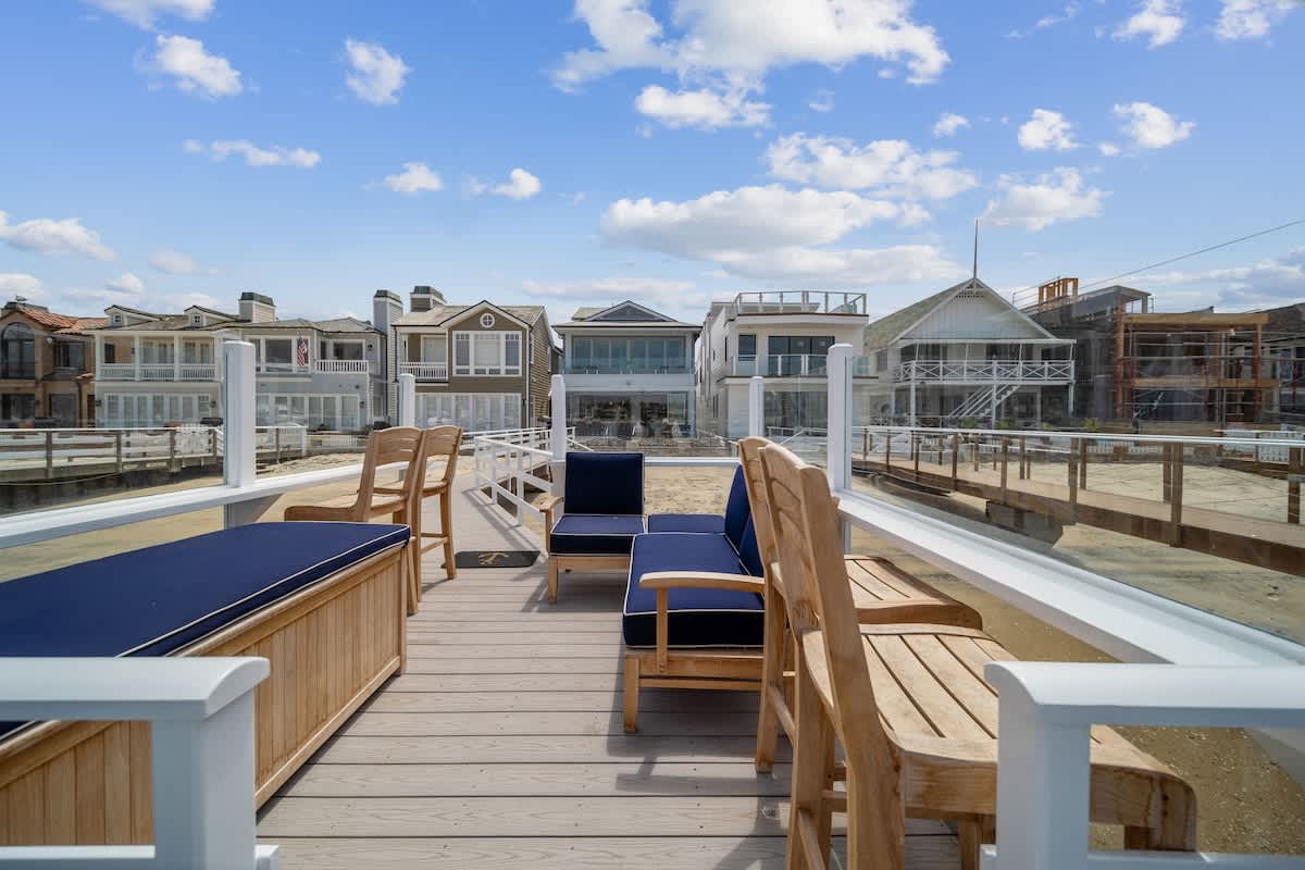 Harbor House - Harbor Retreat Near Ferry and Beach — photo 6