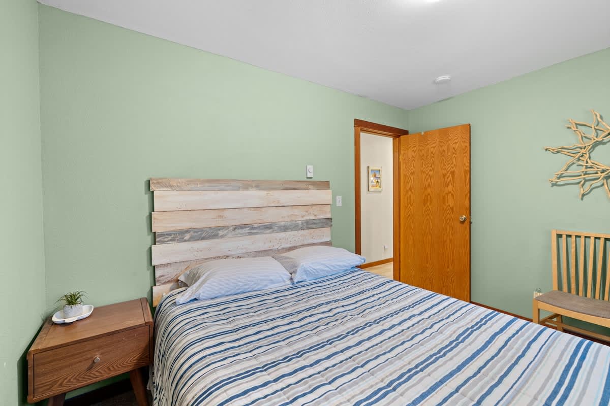 Dory Fleet Beach House - Sea Gypsy - Getaway for 6 — photo 2