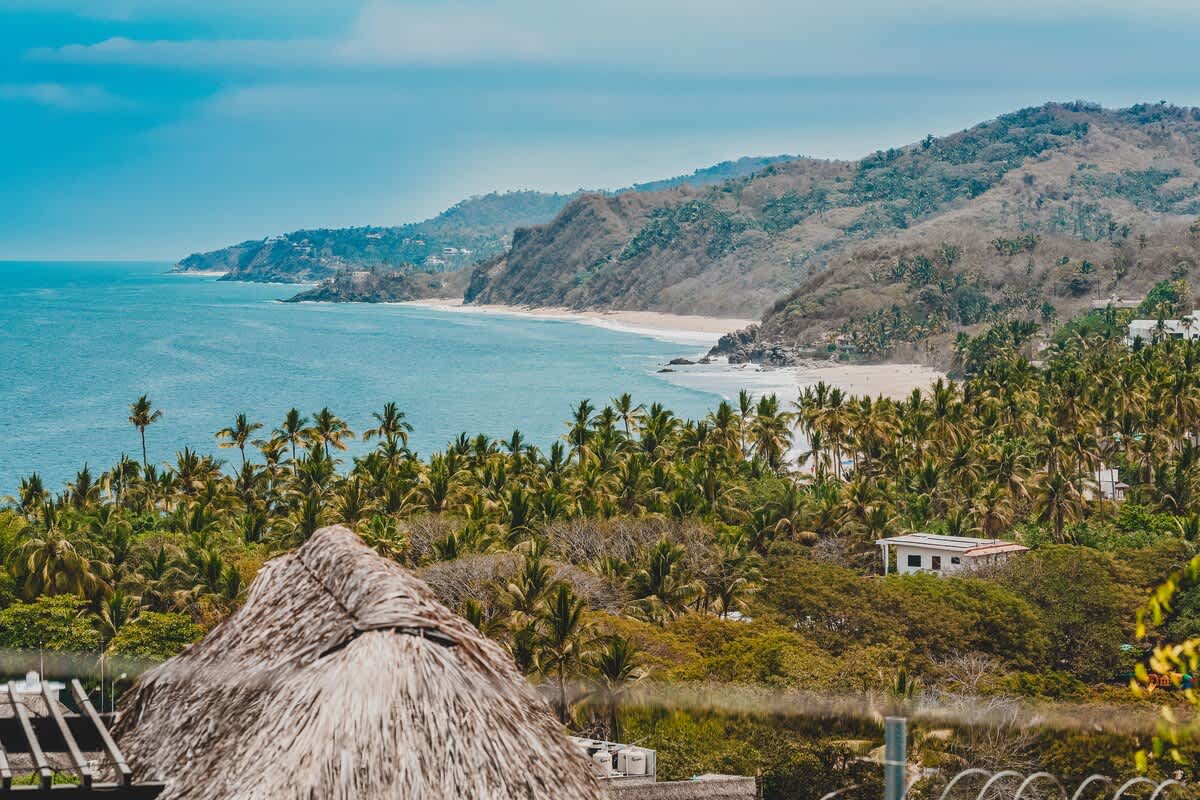 Lucero at Caivama — photo 4