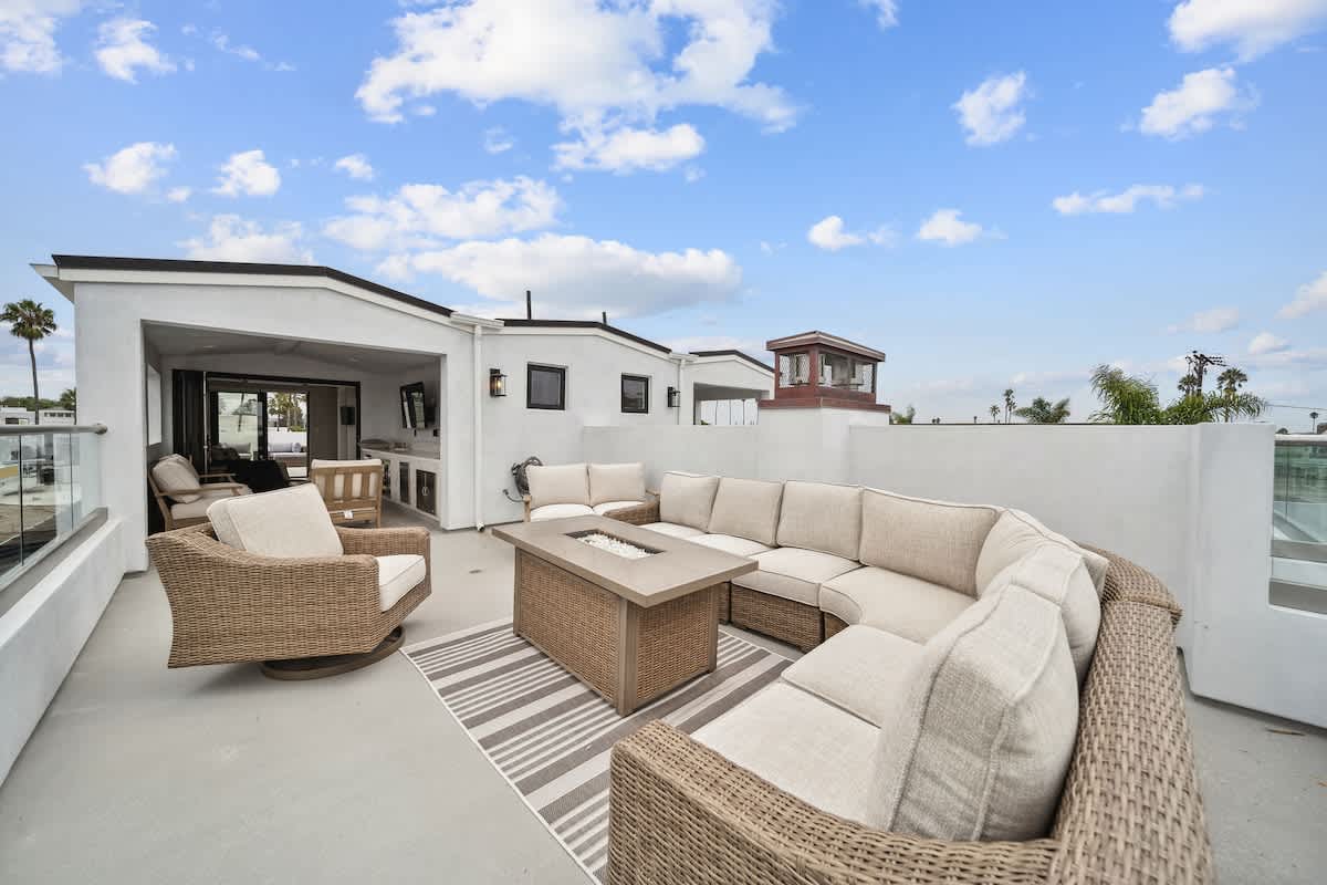 Newport Oasis and a roof with a view